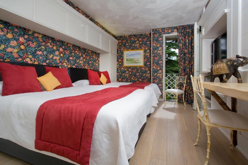 Relais Du Bois Saint Georges - Hotel De Charme Сент Номер фото