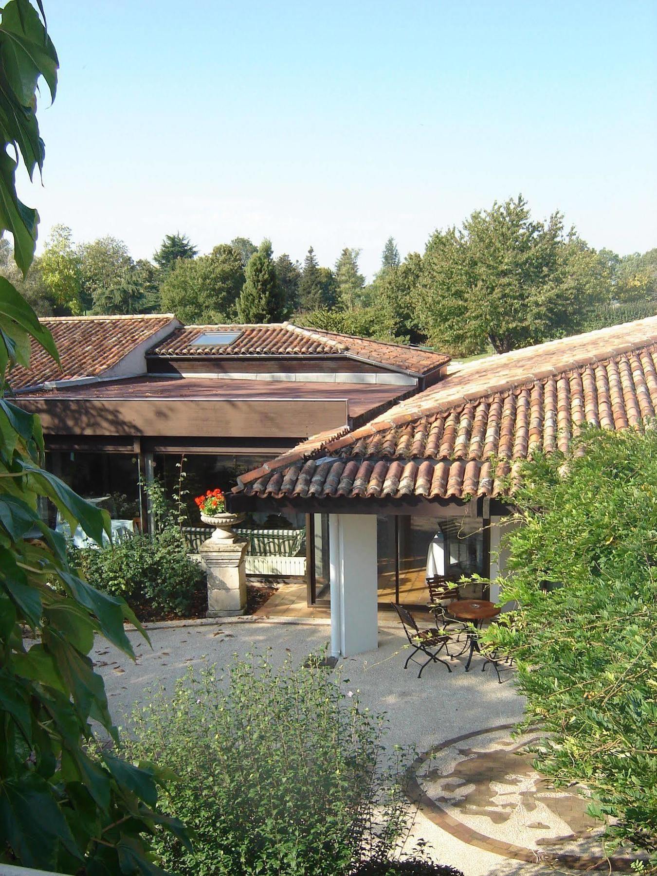 Relais Du Bois Saint Georges - Hotel De Charme Сент Экстерьер фото