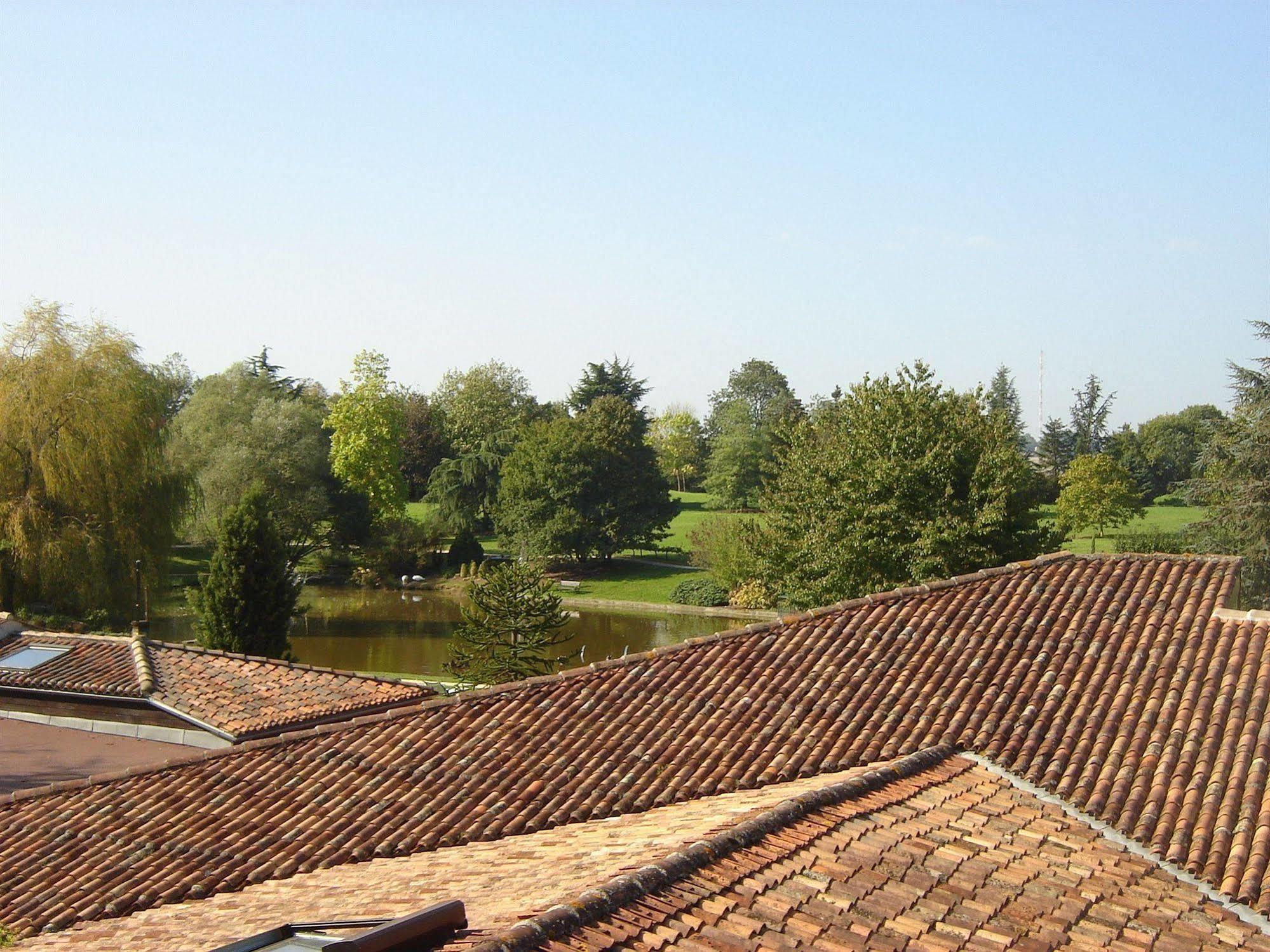 Relais Du Bois Saint Georges - Hotel De Charme Сент Экстерьер фото