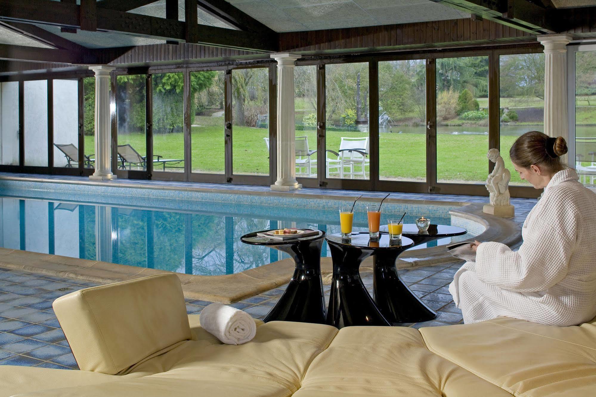 Relais Du Bois Saint Georges - Hotel De Charme Сент Экстерьер фото